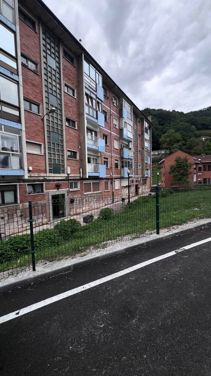 3х ком квартира в Riosa с балконом — 24