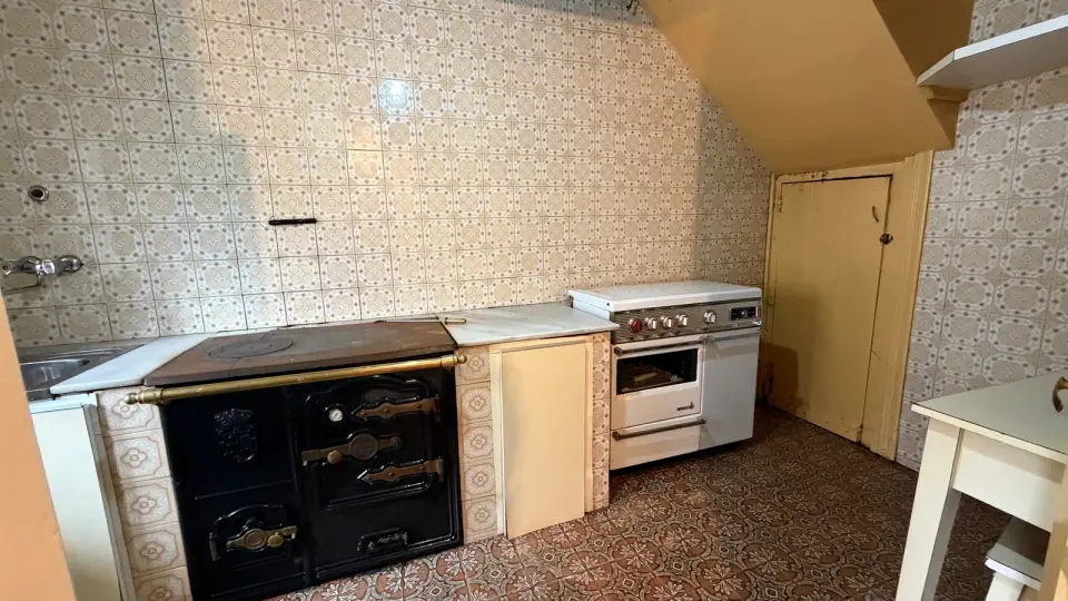 Дом с участком 1 200 м² и гаражом — 11